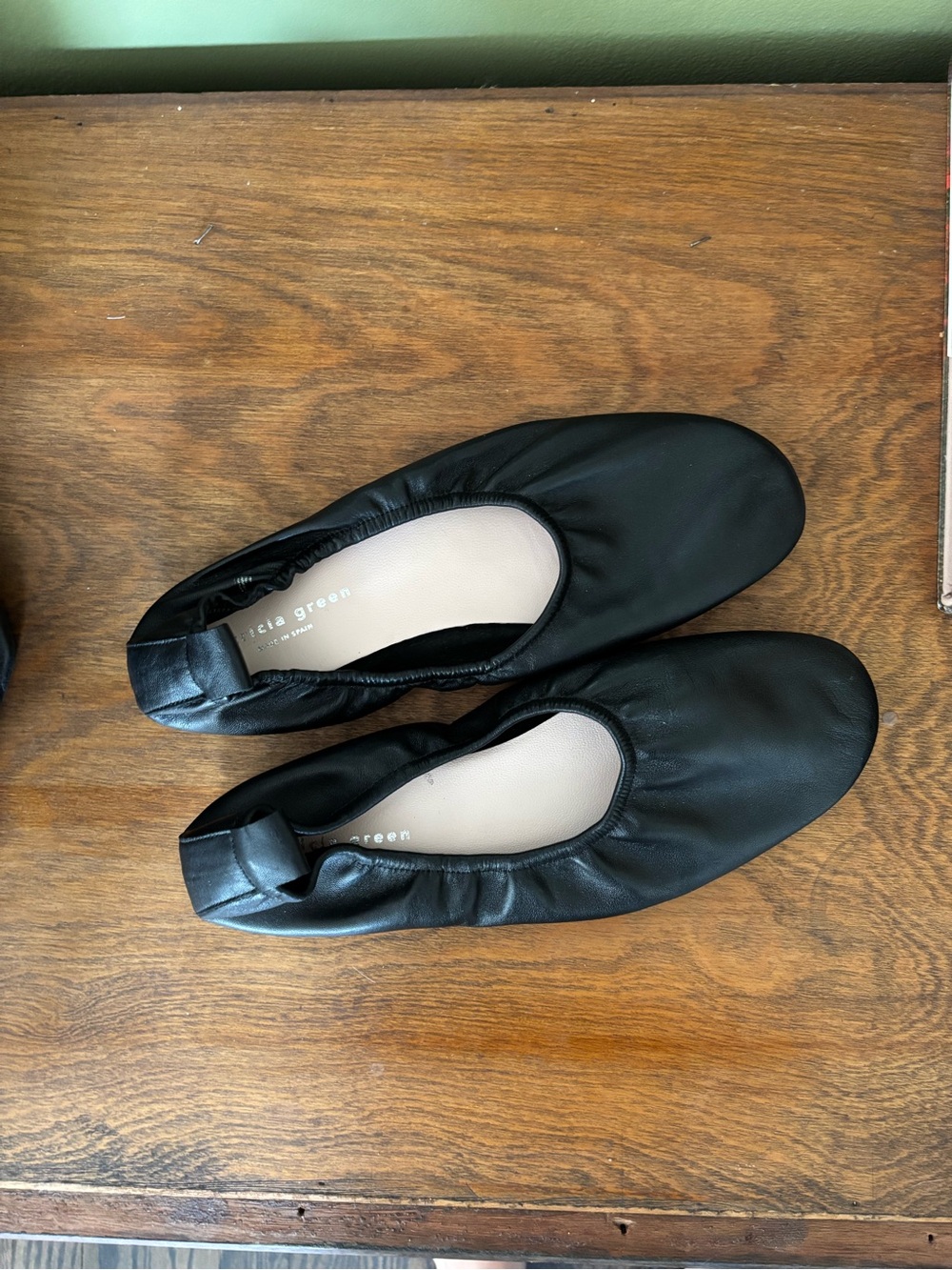 Patricia Green Black Leather Ballet Flats